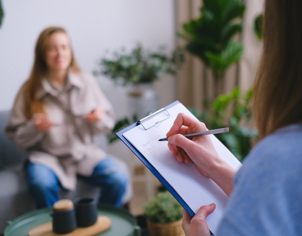 Em Busca do Equilíbrio: Psicoterapia Comportamental para Cuidadores de Pessoas Neurodiversas